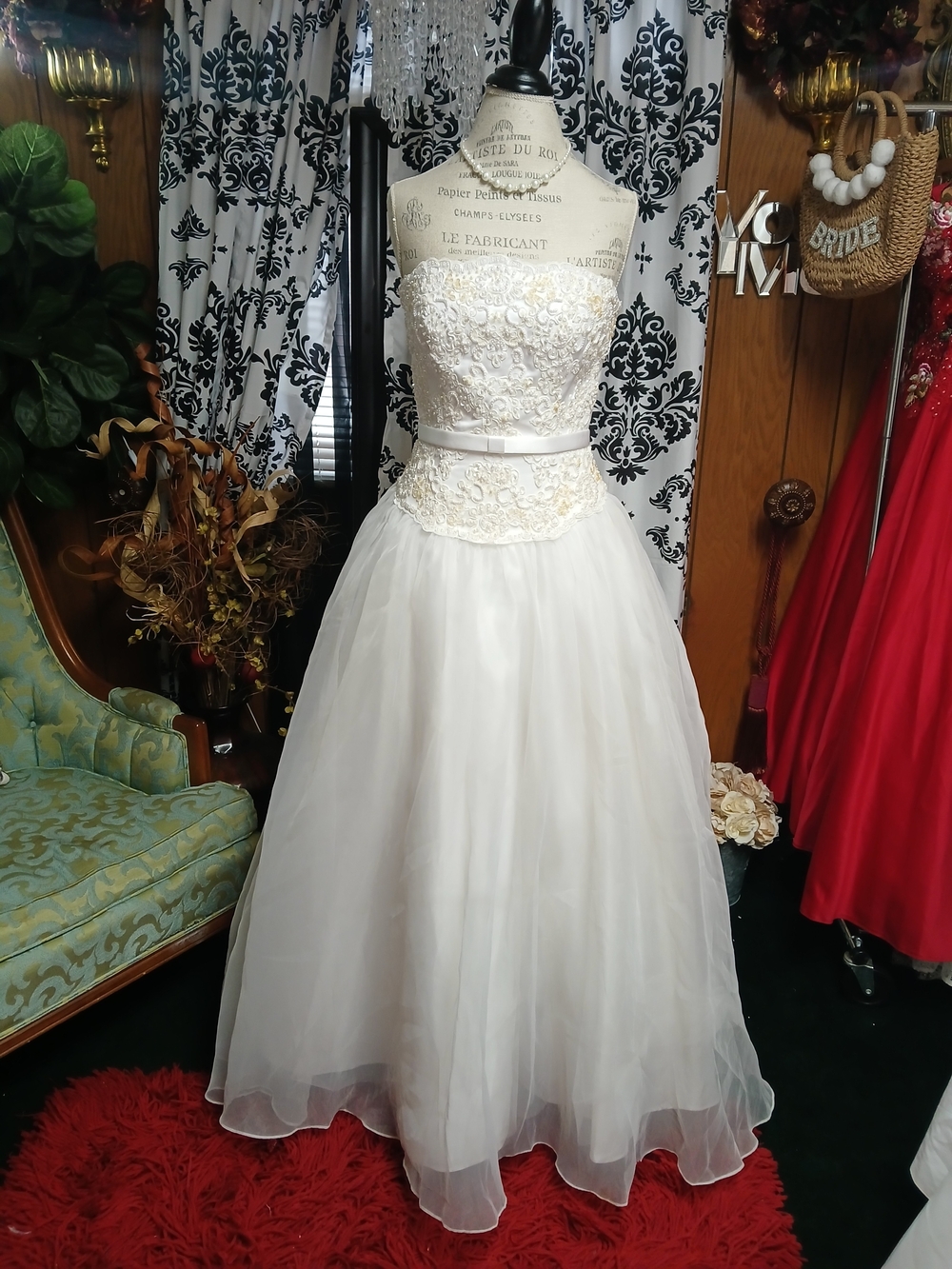 Oleg Cassini Ivory Strapless Lace Appliqué Ball Gown